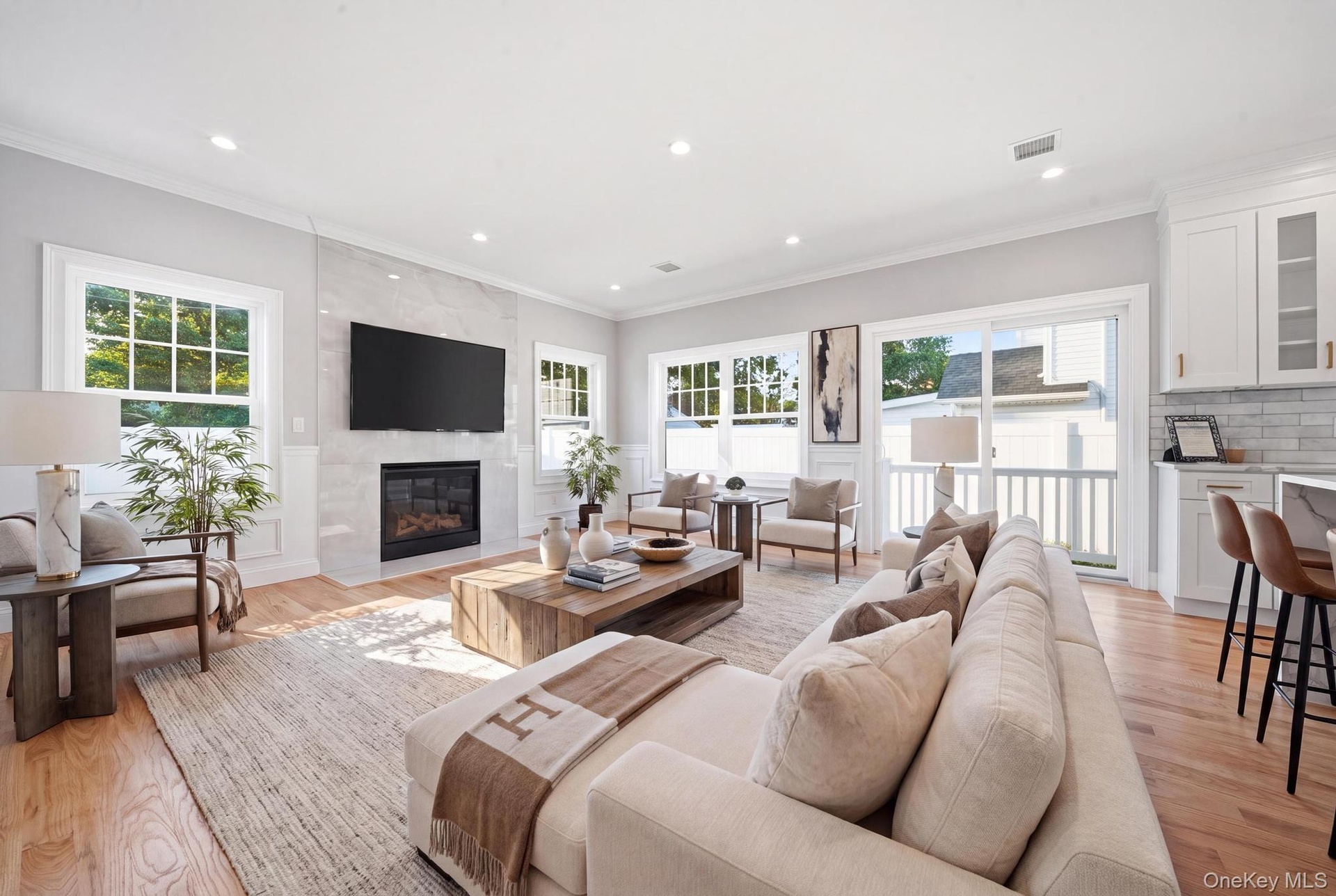 Staged - Gas Fireplace