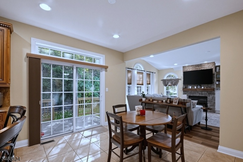 Eat in Kitchen