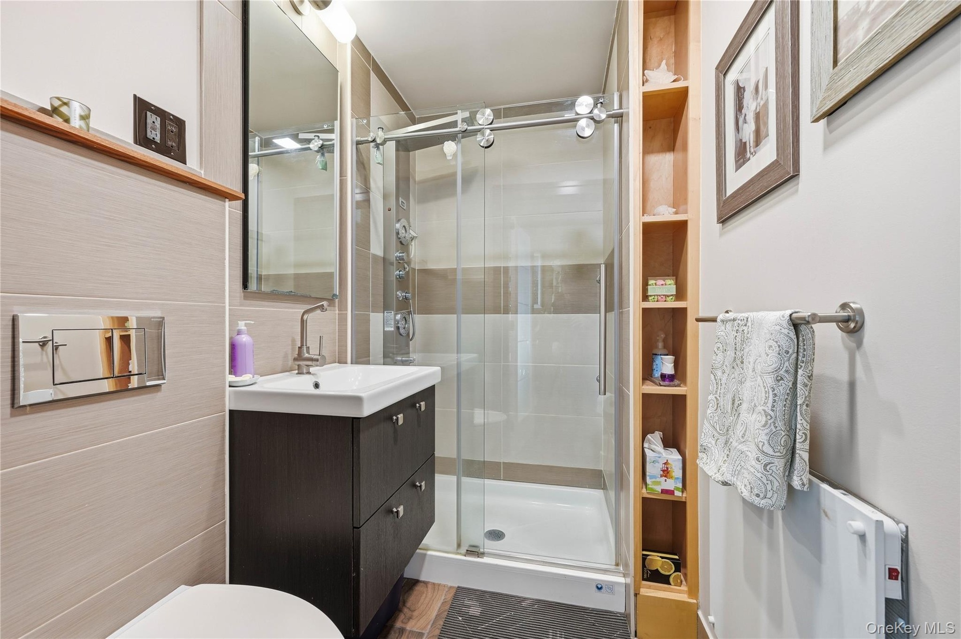This bathroom has heated floor