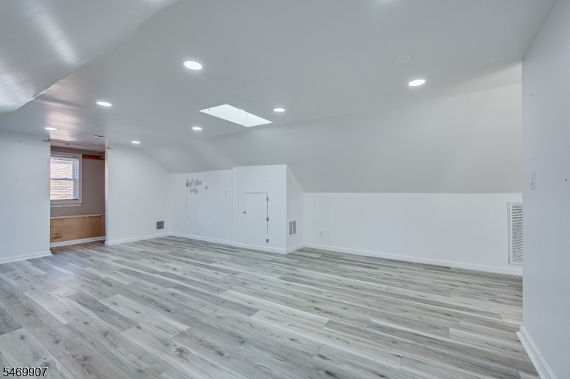 2nd Floor/3rd Bedroom