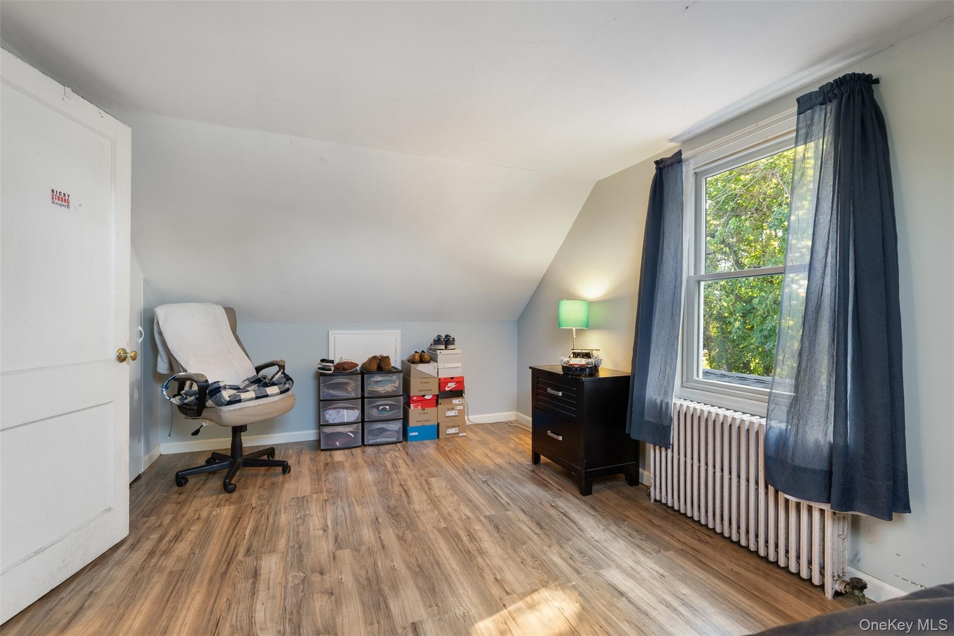 Upstairs bedroom #2