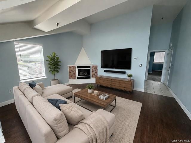 VS Living Room