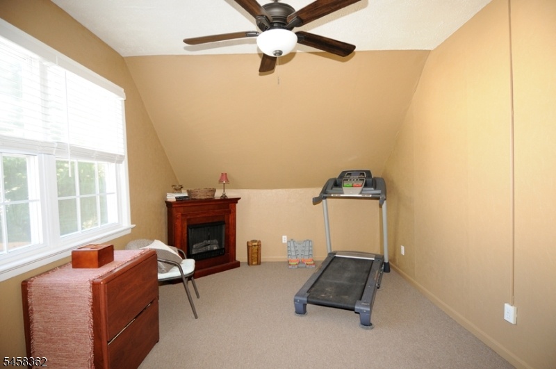 4th bedroom