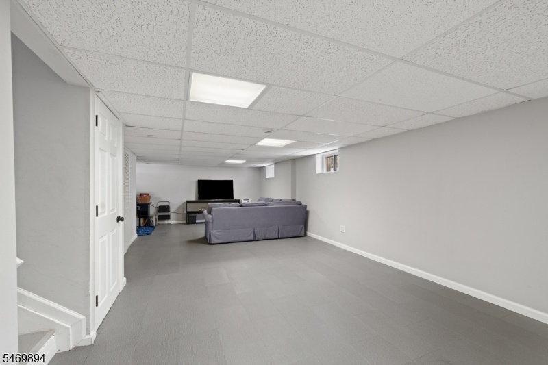 FINISHED BASEMENT