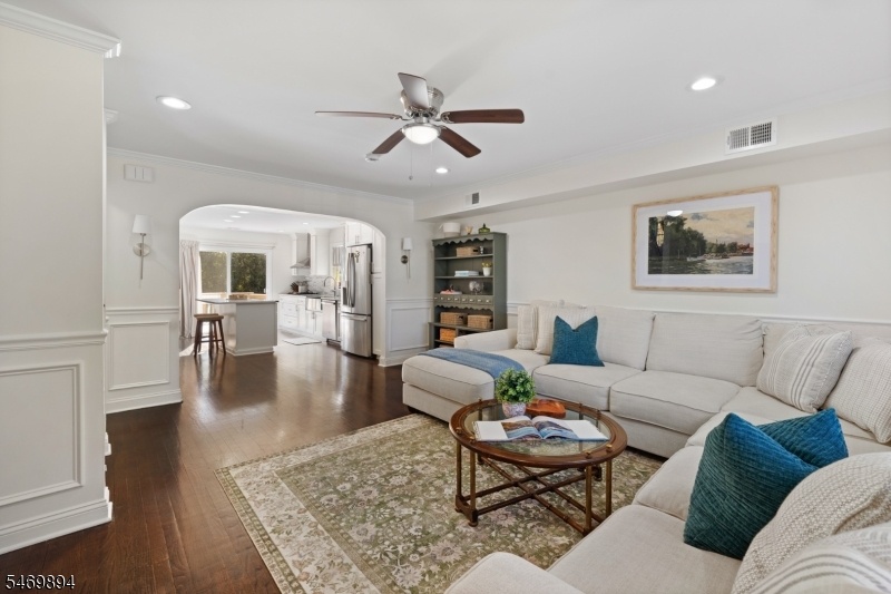 OPEN CONCEPT