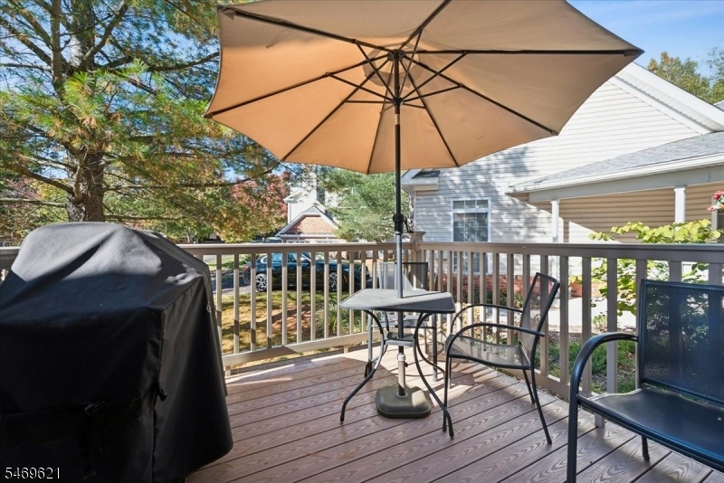 Private Deck