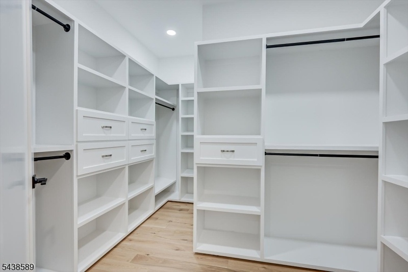 Primary Bedroom Closet