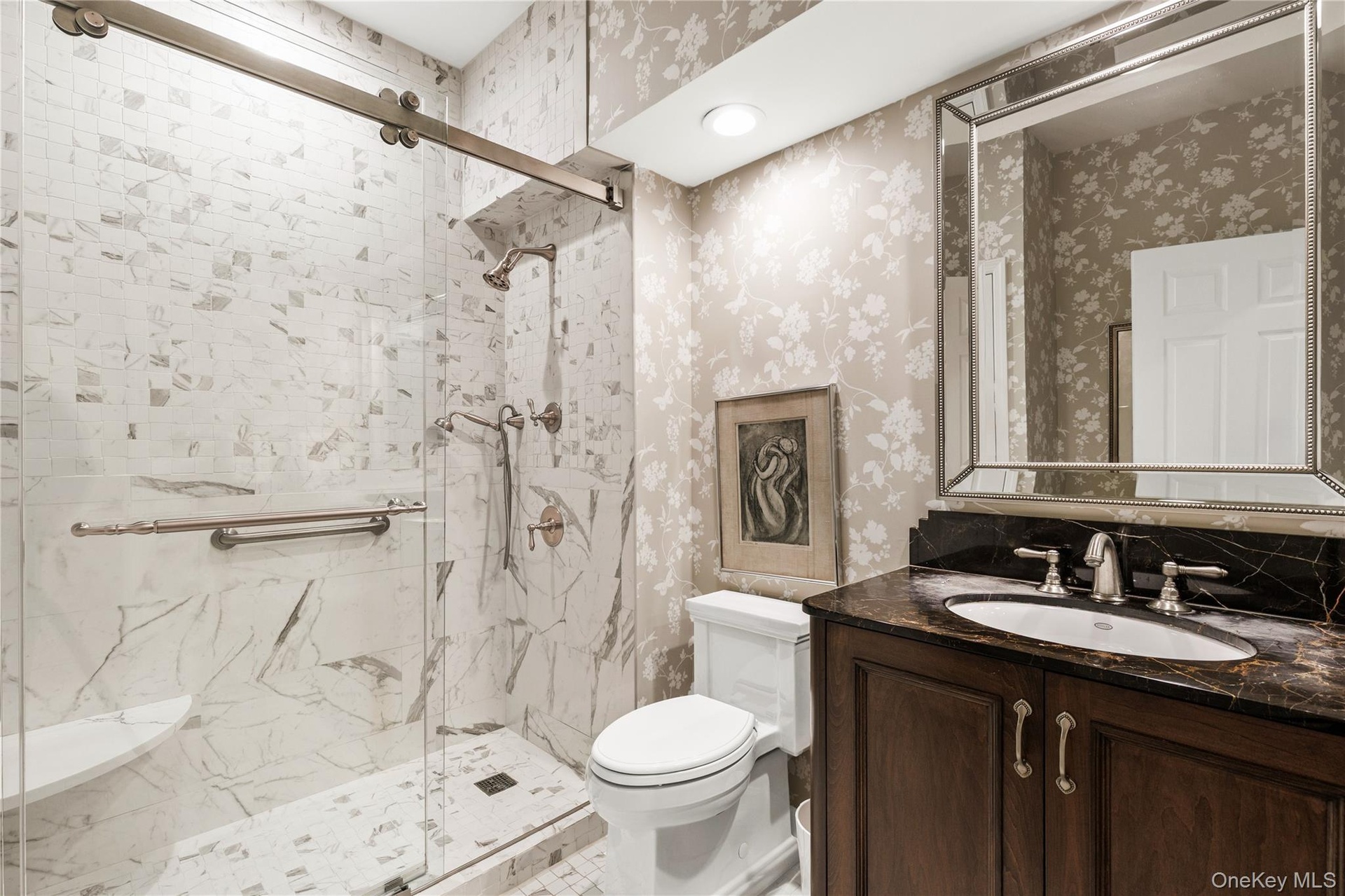 2nd bathroom