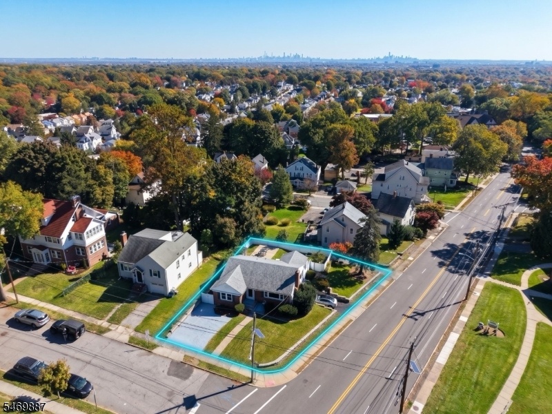 Full Property View NY Skyline