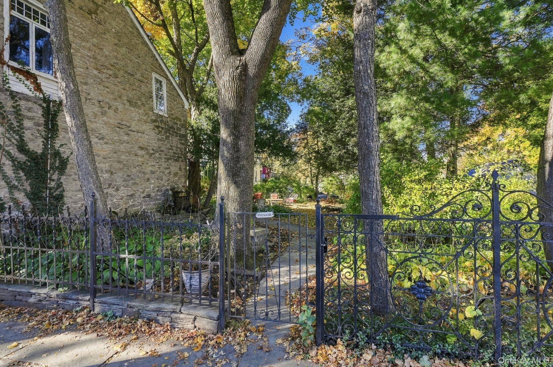 47-49 vacant lot