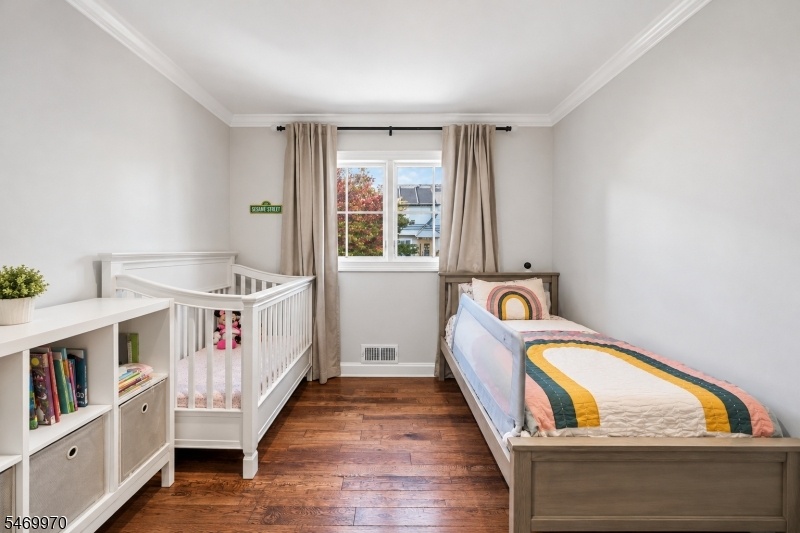 Bedroom2