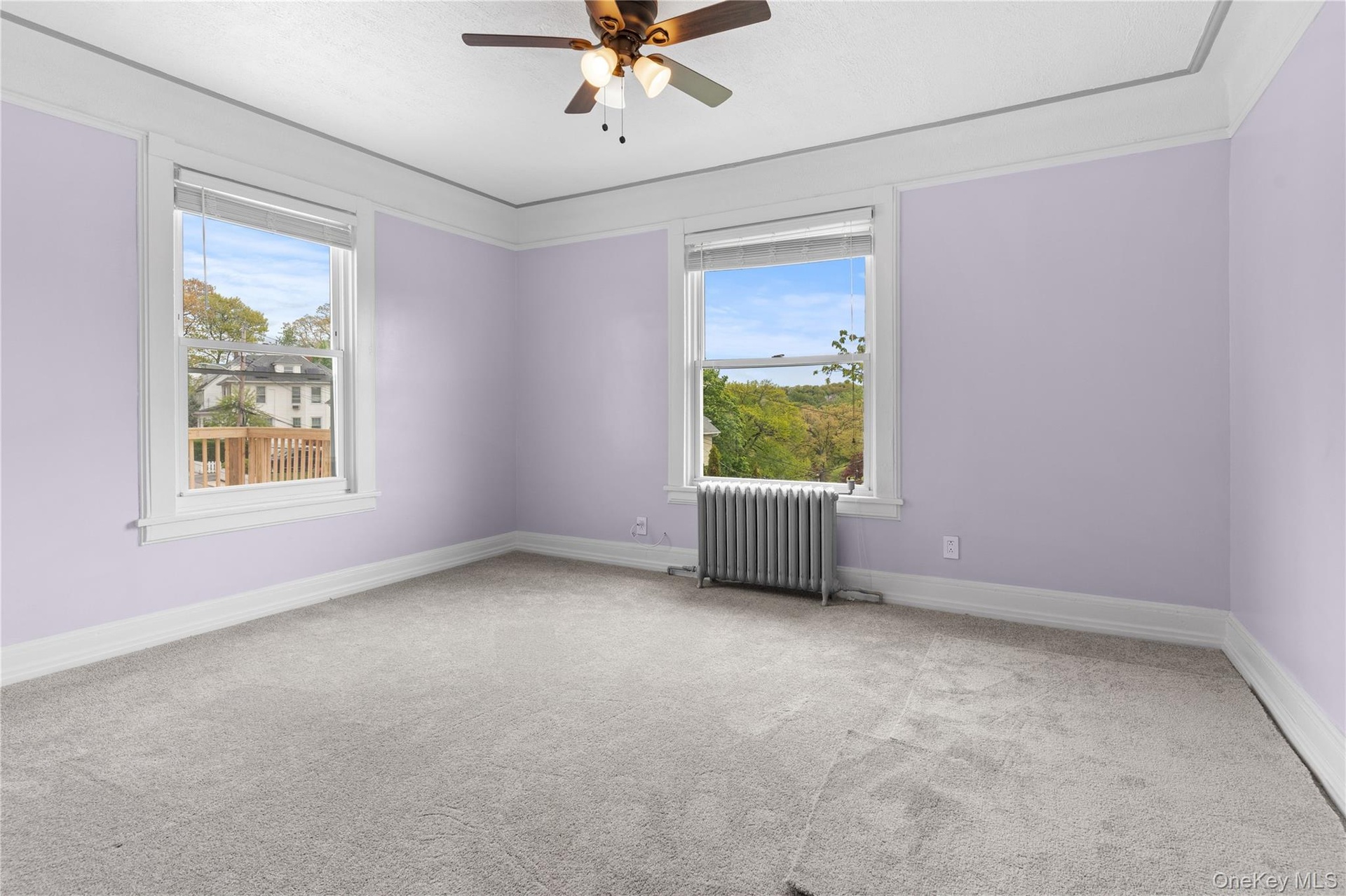2nd floor Livingroom