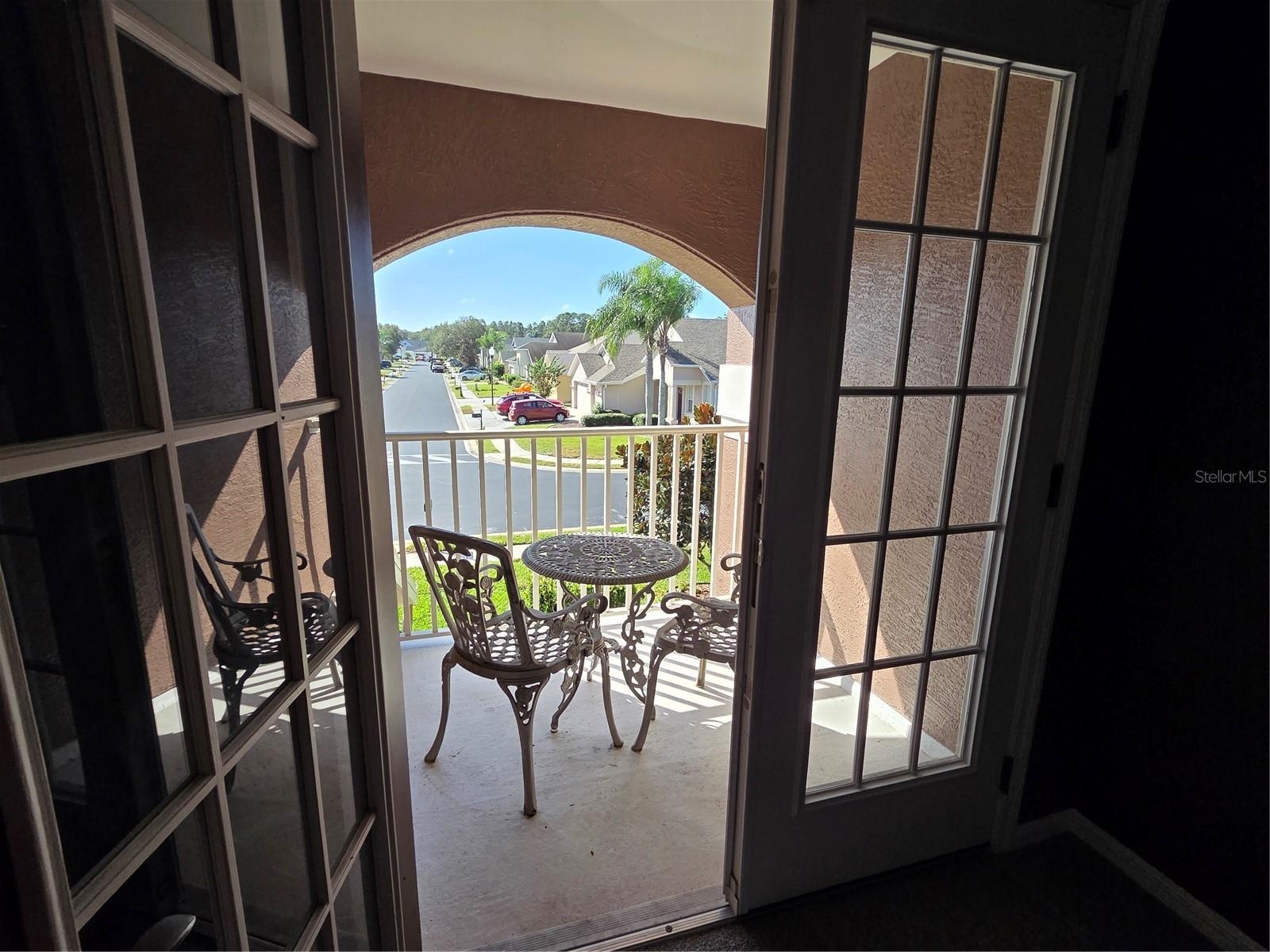 2nd floor balcony outside bonus room