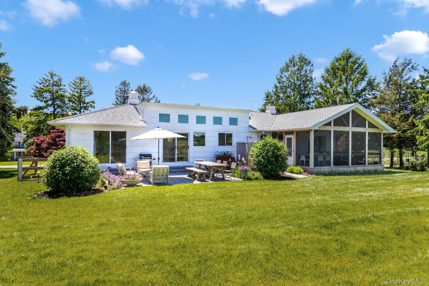 1100 Alvah's Lane
