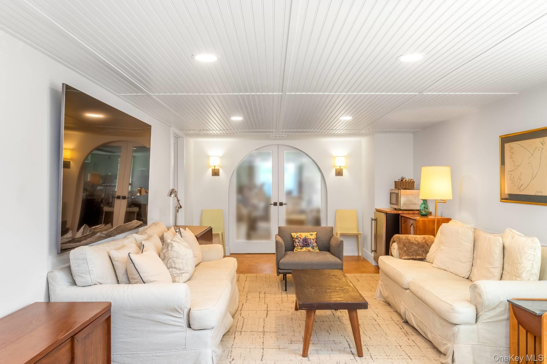 1100 Alvah's Lane