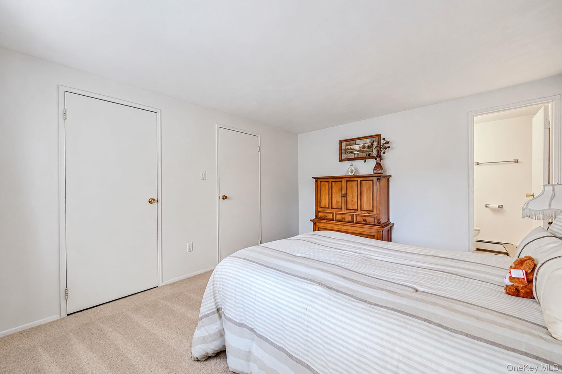 Primary BR 2, En-Suite with Full Bath with Walk In Closet