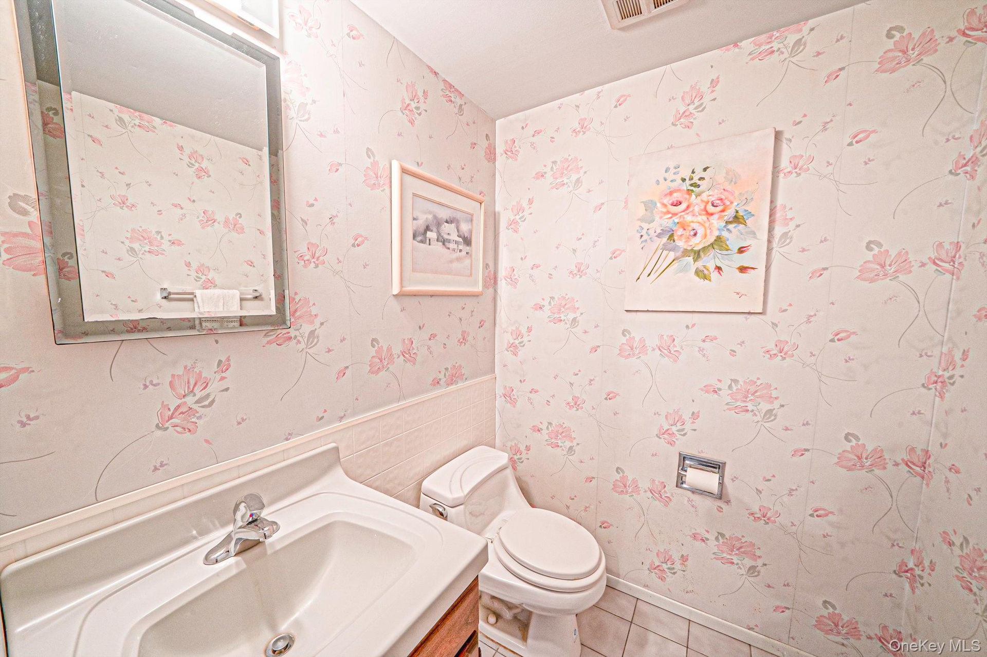 1/2 Bath
