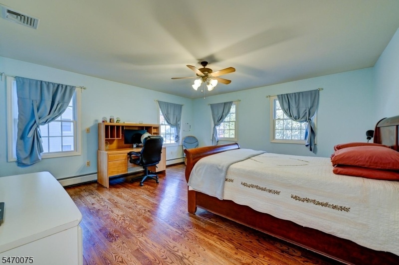 BEDROOM #2
