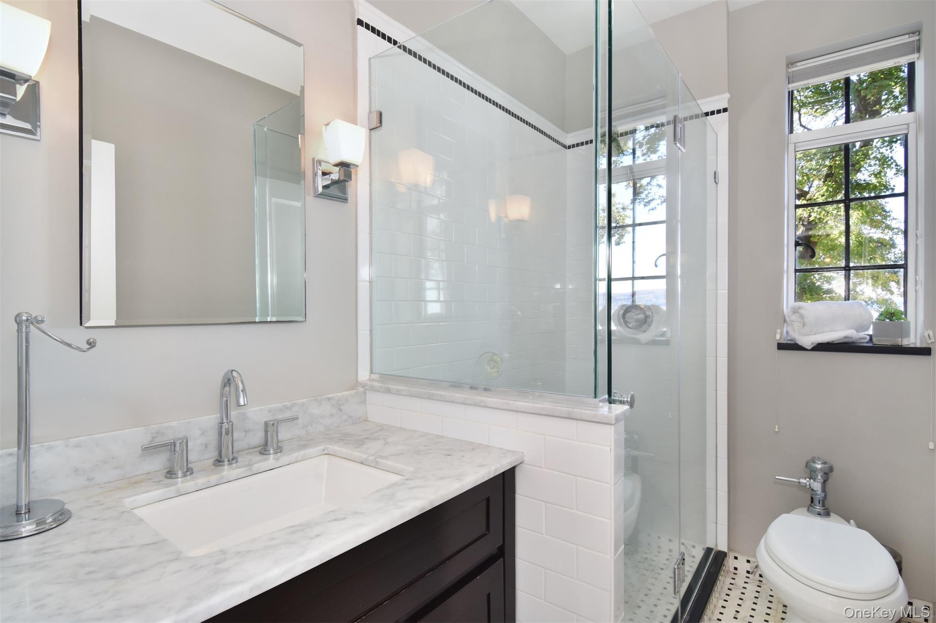Hall bath