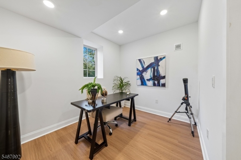 LL Office