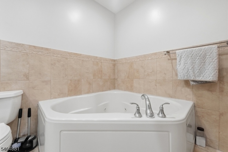 FulL Bath
