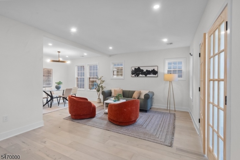 Unit 2 entry view