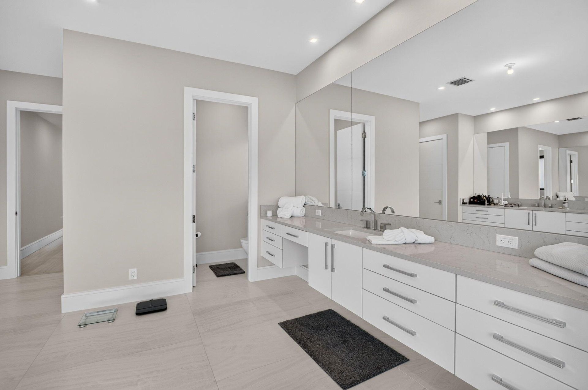 LOTS OF COUNTER SPACE AND STORAGE