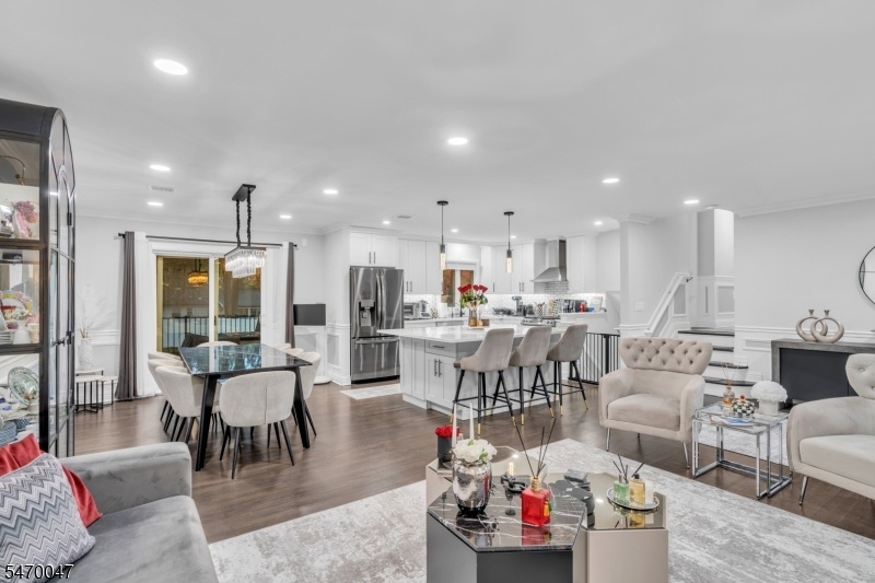 Dining Room/Kitchen