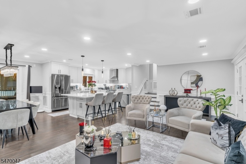 Kitchen/Living Room