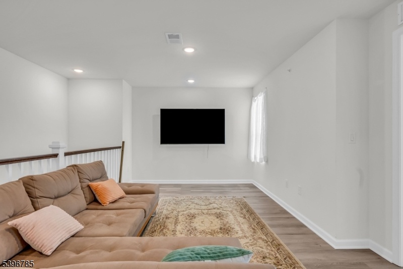 2nd floor loft