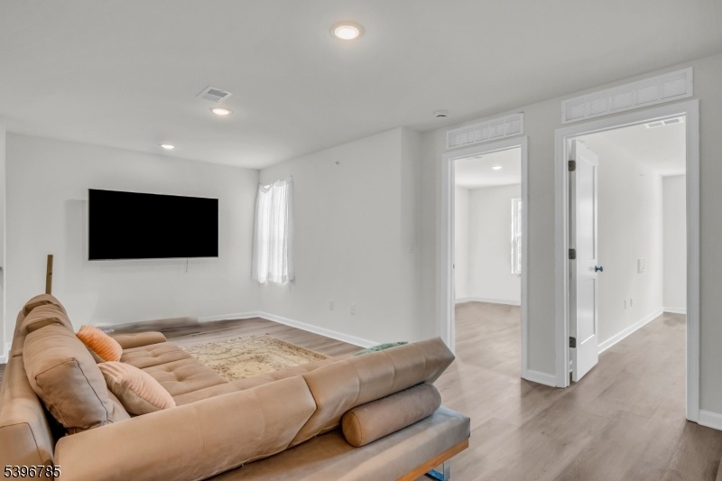 2nd floor Loft