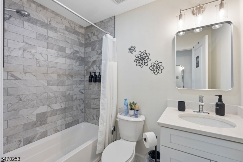 Bathroom unit 2
