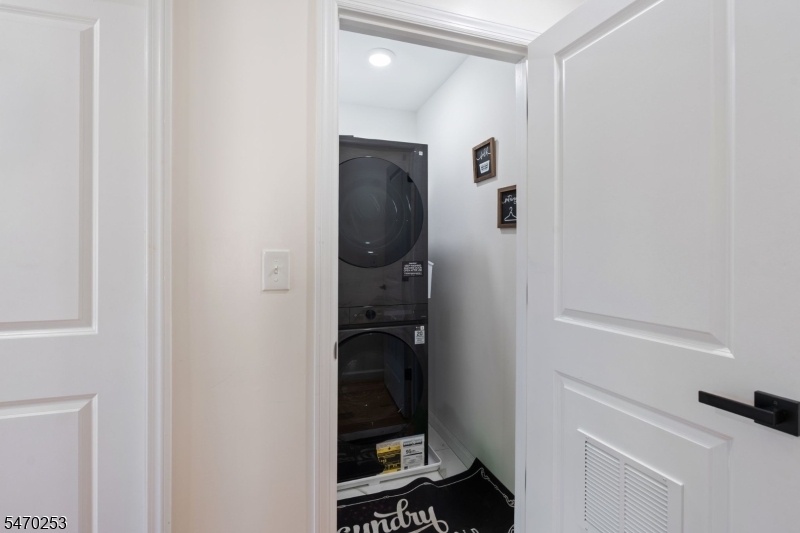 Laundry unit 2