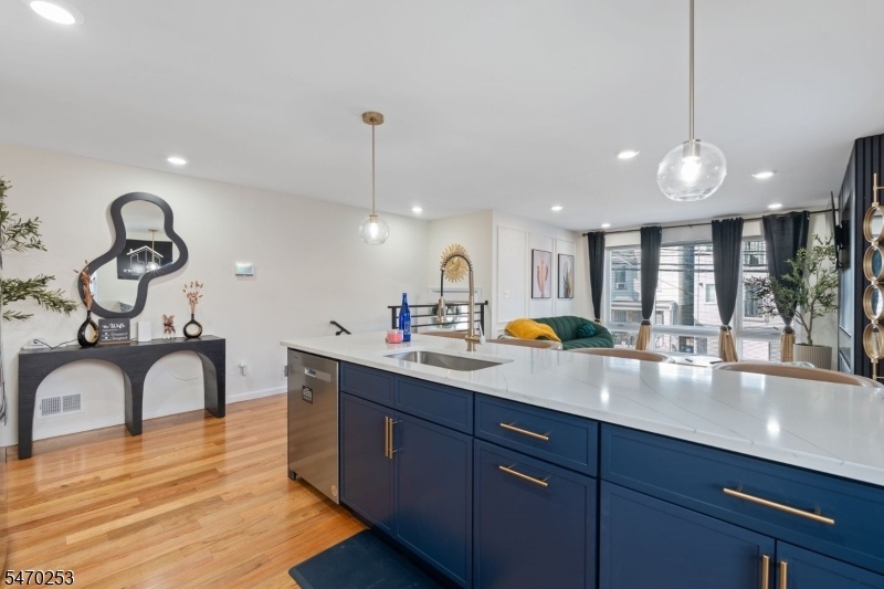 Kitchen unit 1