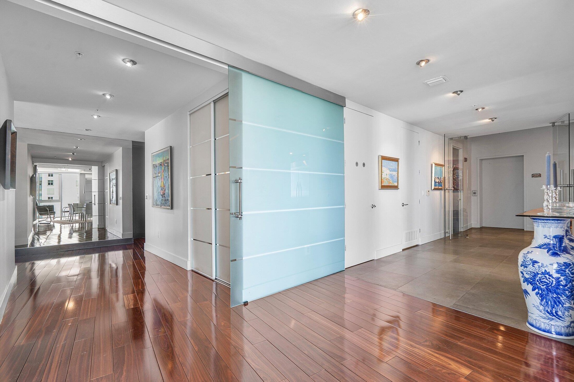 Entrance Into Owner's Suite