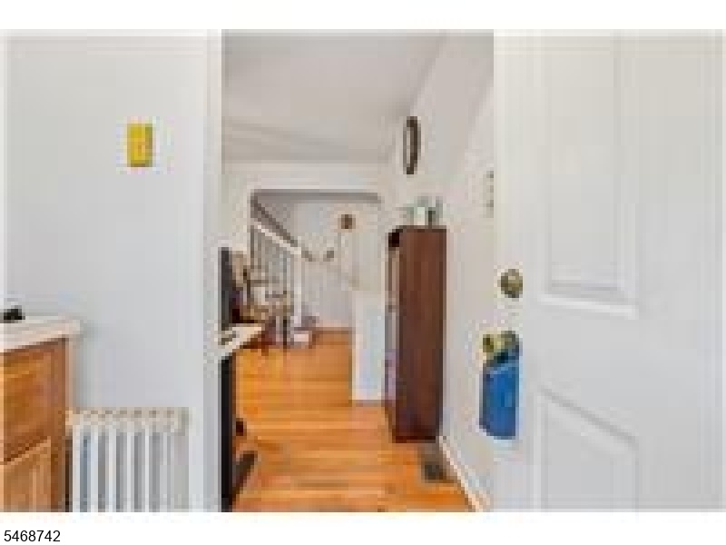 Entry Foyer