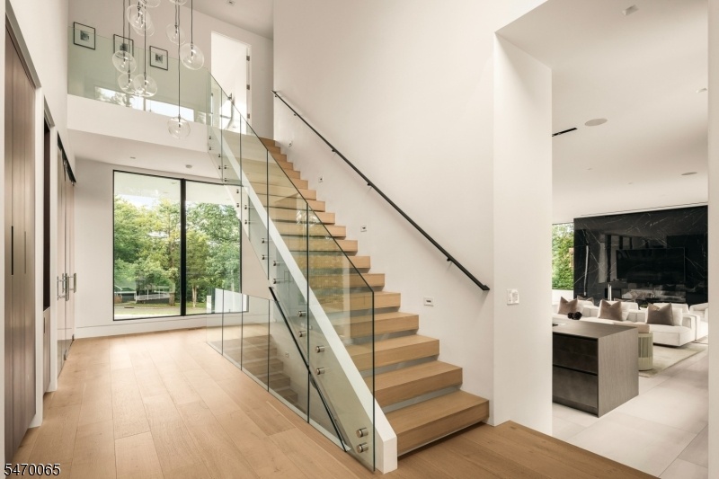 Floating Glass Staircase