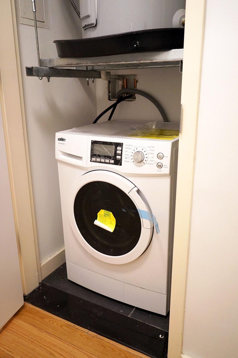 Laundry Room in Apartment