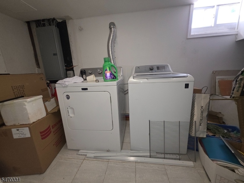washer/ dryer