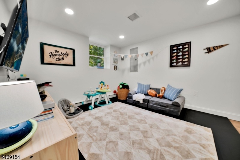 Playroom/Gym