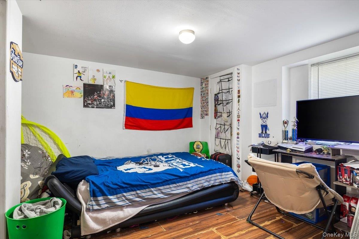 Apartment Bedroom one