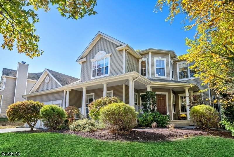 WELCOME HOME!