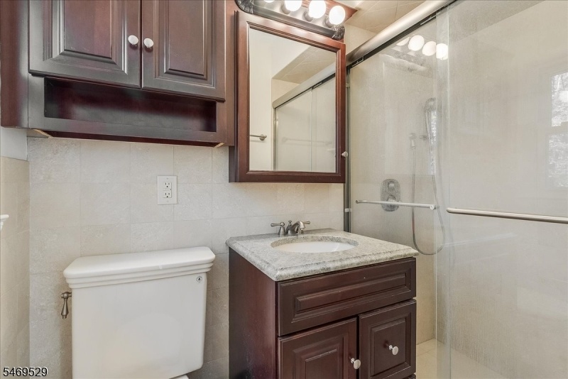 Owners Bath