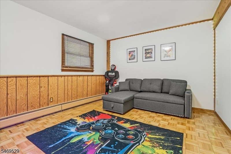 2nd Living Room