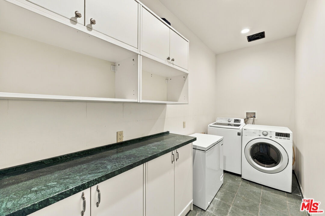Front House Laundry