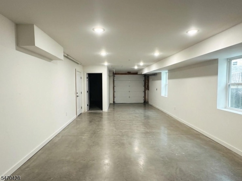 2 Car Garage