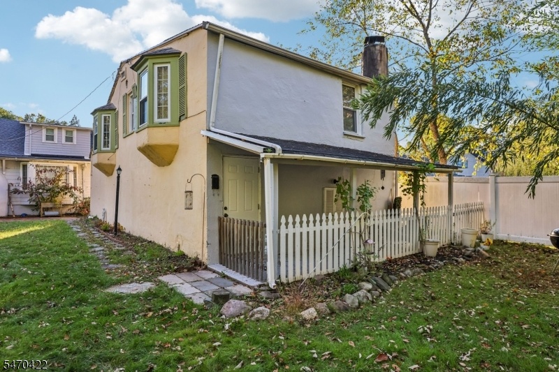 Front View House 2
