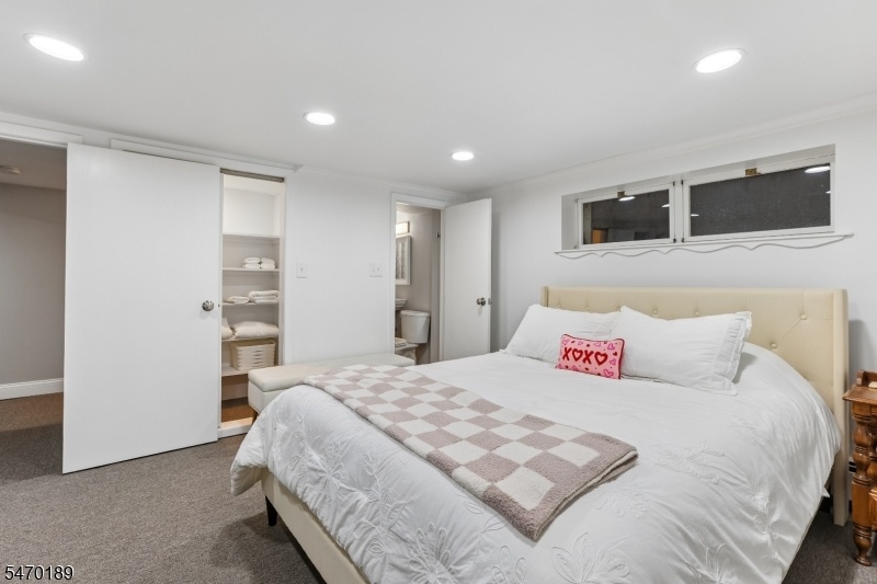 Finished Basement Bonus Room