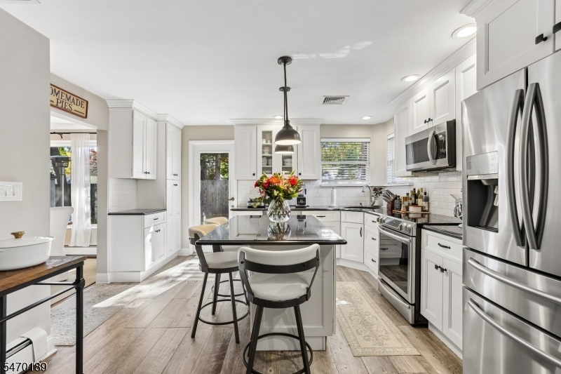 Modern Kitchen