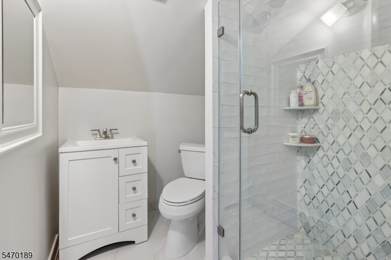 Primary Suite Full Bath